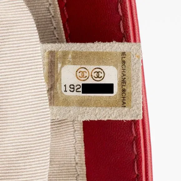 Chanel Perforated Lambskin New Medium Boy Bag - Picture 6 of 15